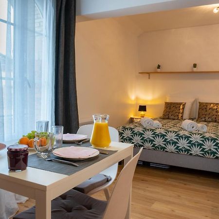 Le Petit Leon Apartment Chalons en Champagne Bagian luar foto
