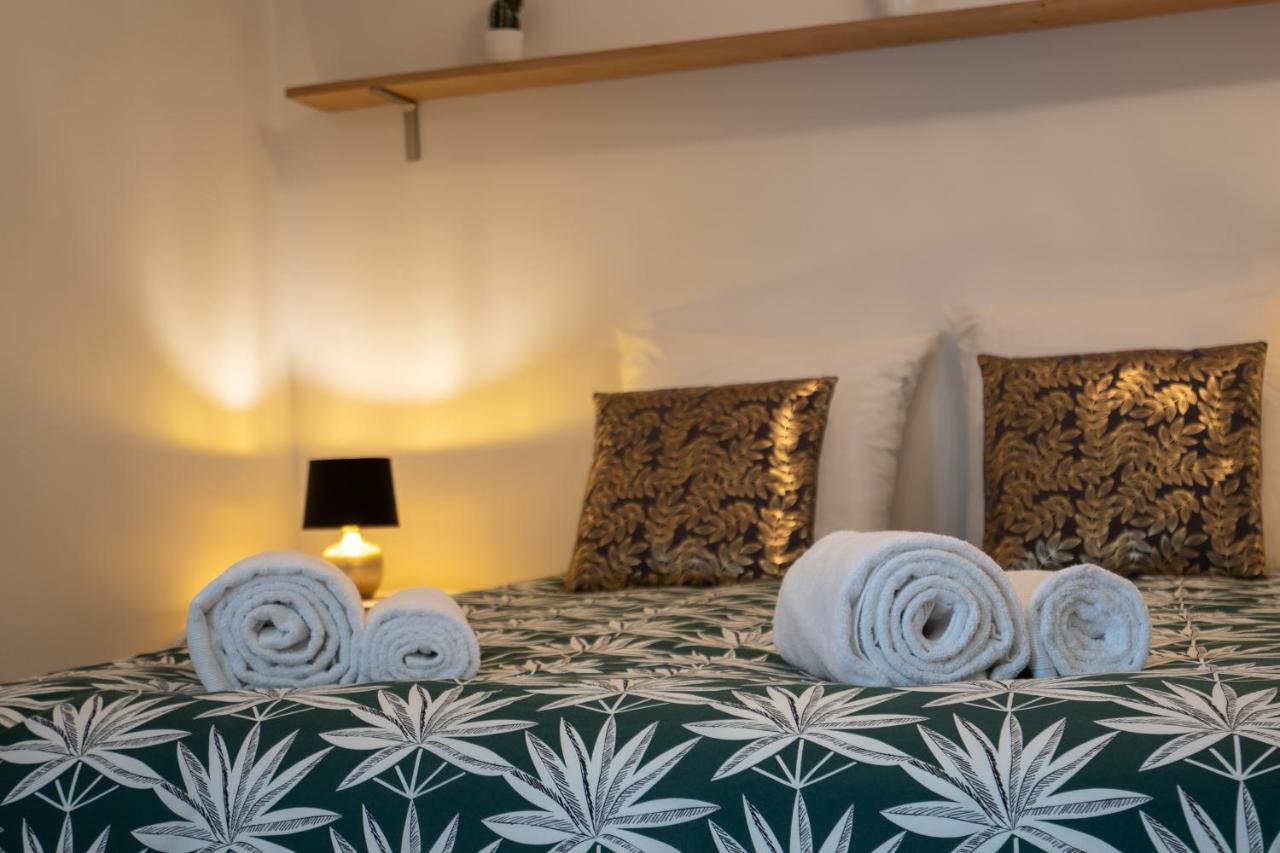 Le Petit Leon Apartment Chalons en Champagne Bagian luar foto
